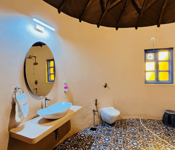 Bhunga Suite Bathroom